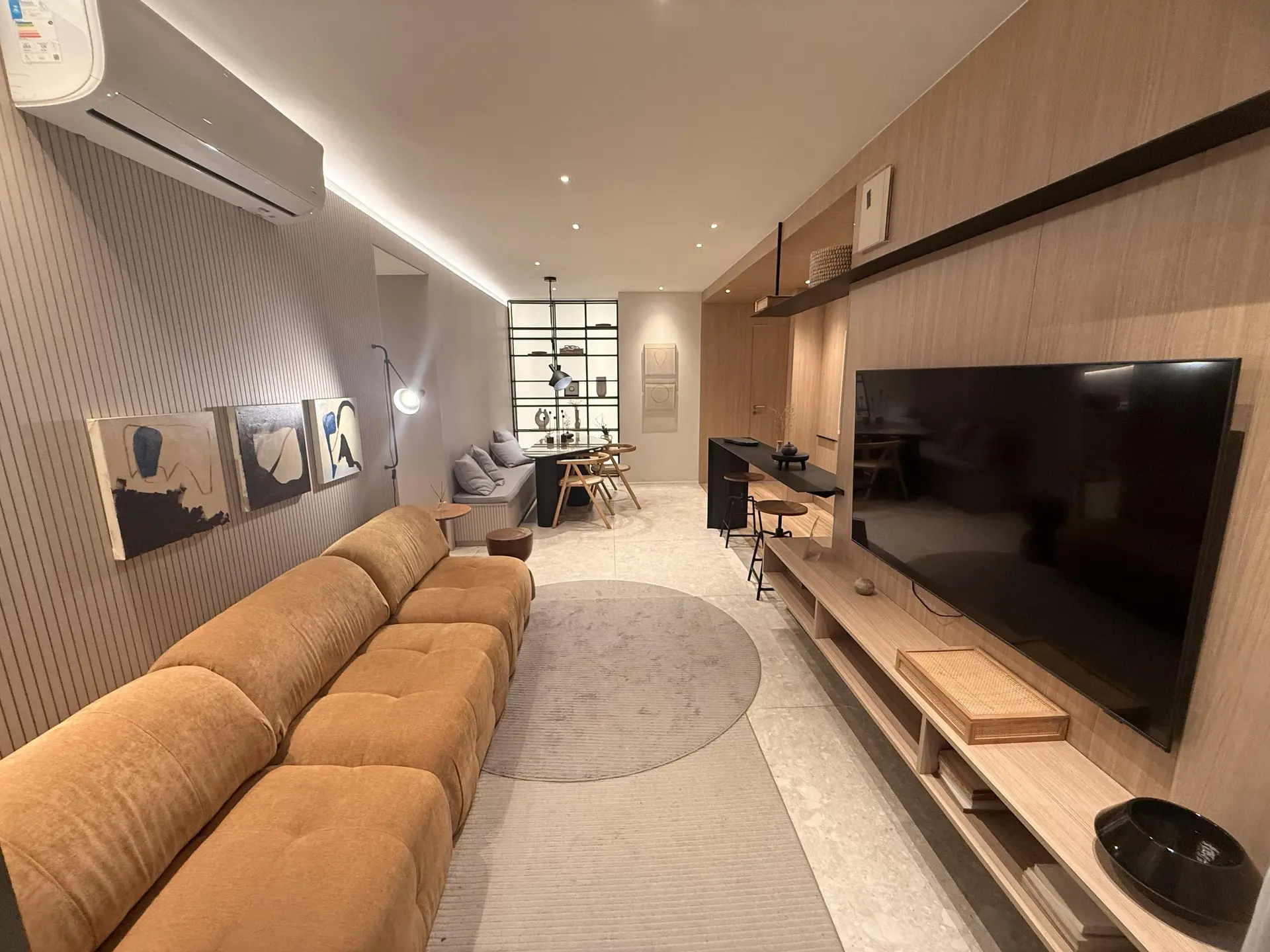 Стиральная машина и 2 спальни: квартира 79 м²