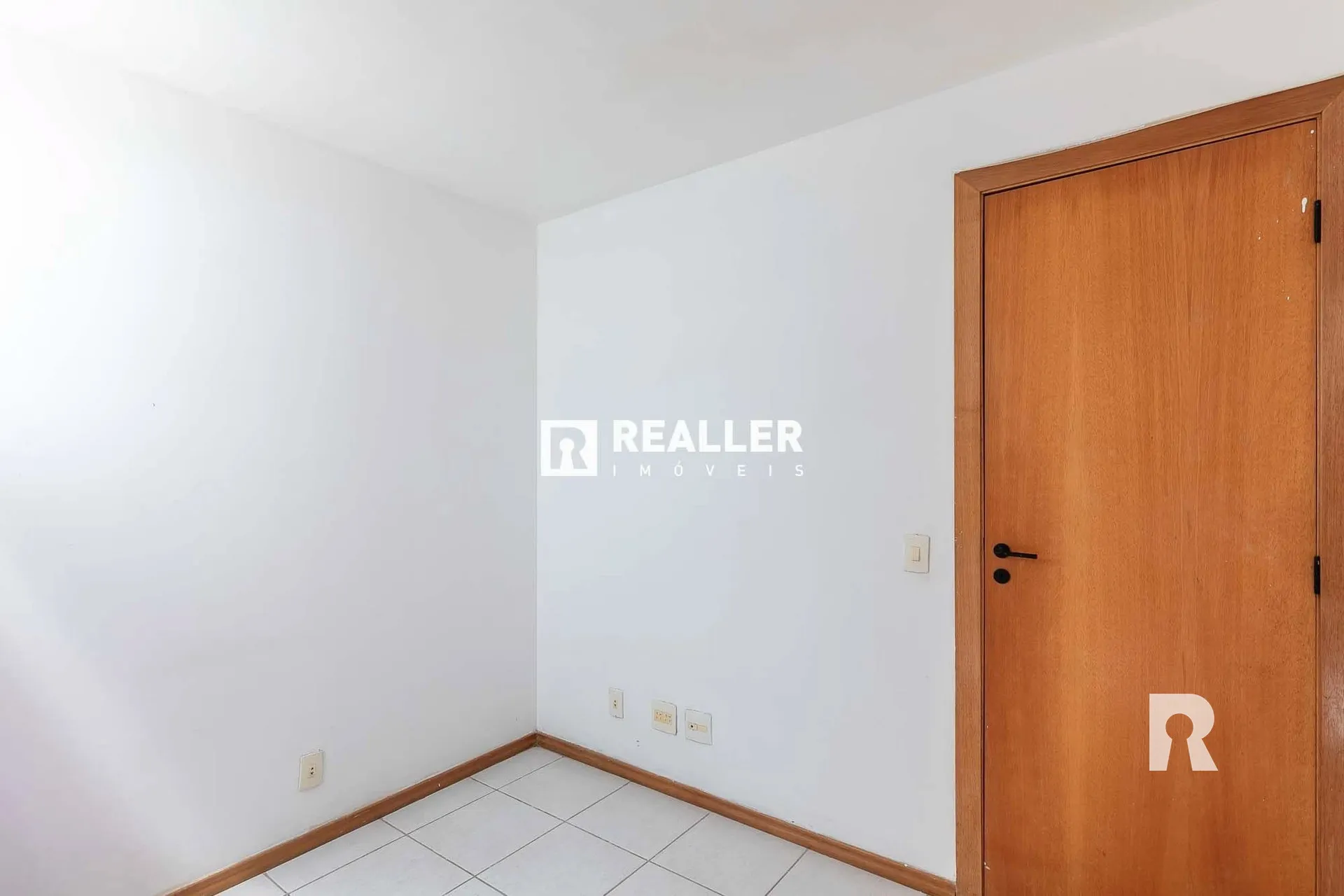 Квартира: 3 спальні, 1 з власною ванною кімнатою, 87 м² — photo 12