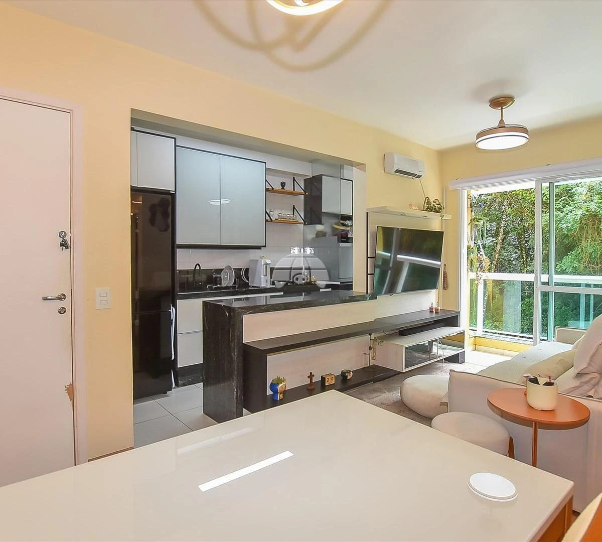 78 m² apartment with 2 bedrooms and open-plan kitchen — photo 6