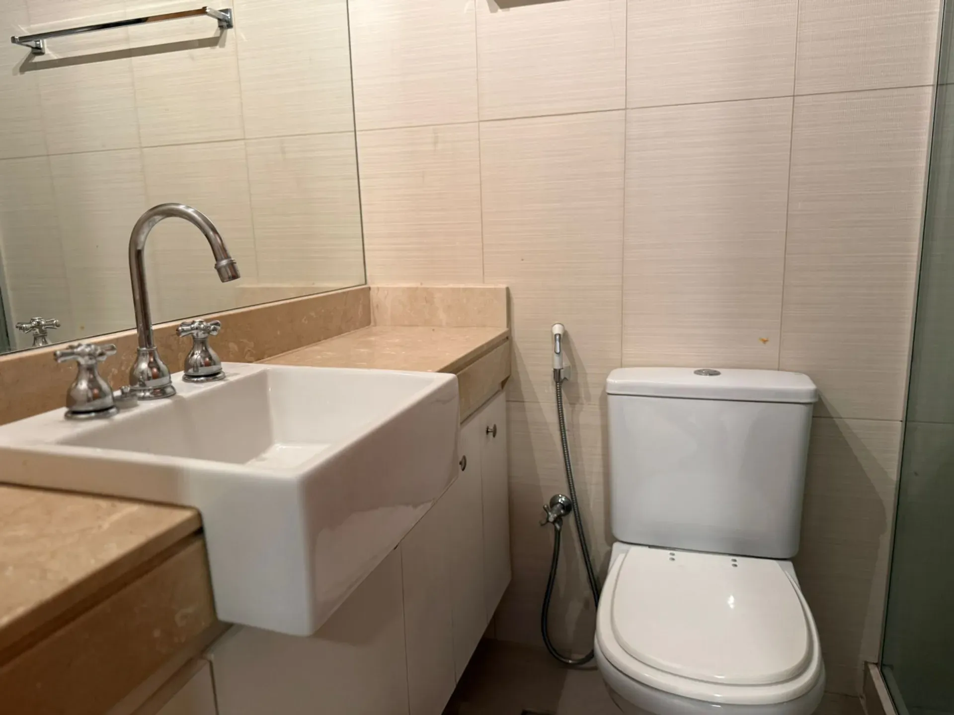 Apartamento com 4 quartos e 5 banheiros, 193 m² — photo 23