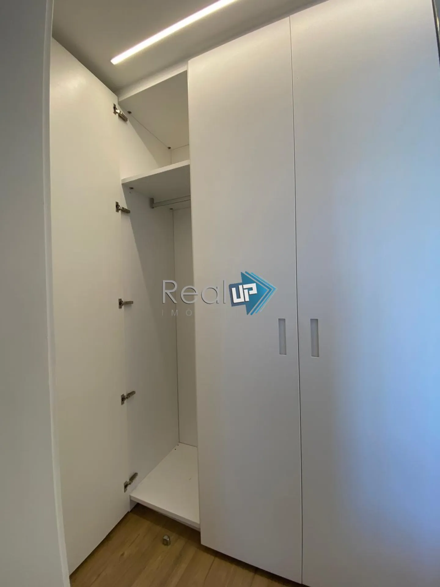 Apartamento de 2 suítes de 62 m² con vistas al agua — photo 36
