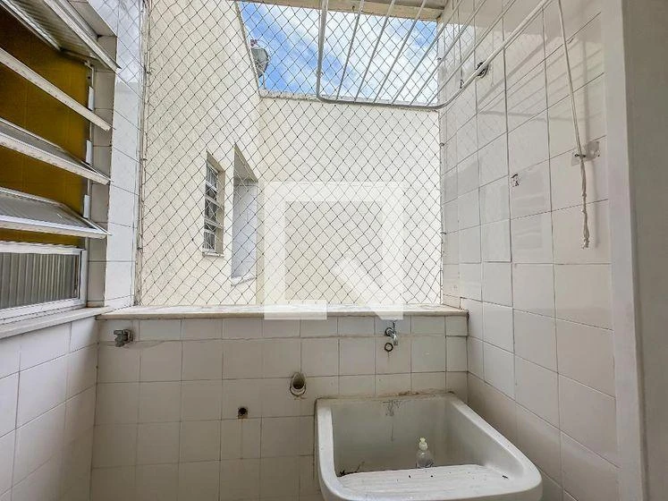 2-bedroom apartment with a mountain view — photo 44