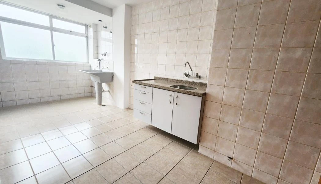 Ванна и 4 спальни: квартира 173 м² — photo 2