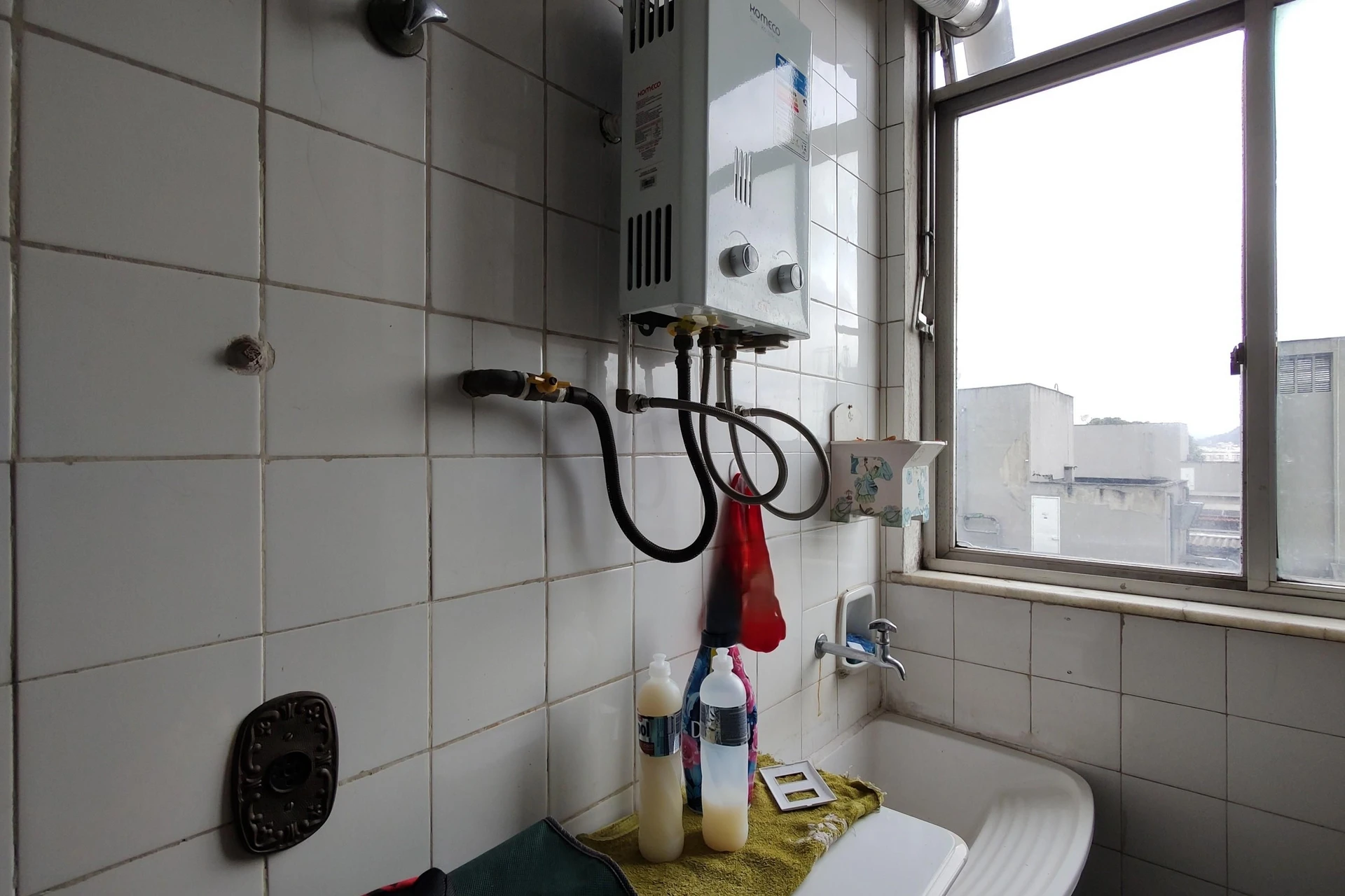 Furnished 2-bedroom apartment with a balcony — photo 39