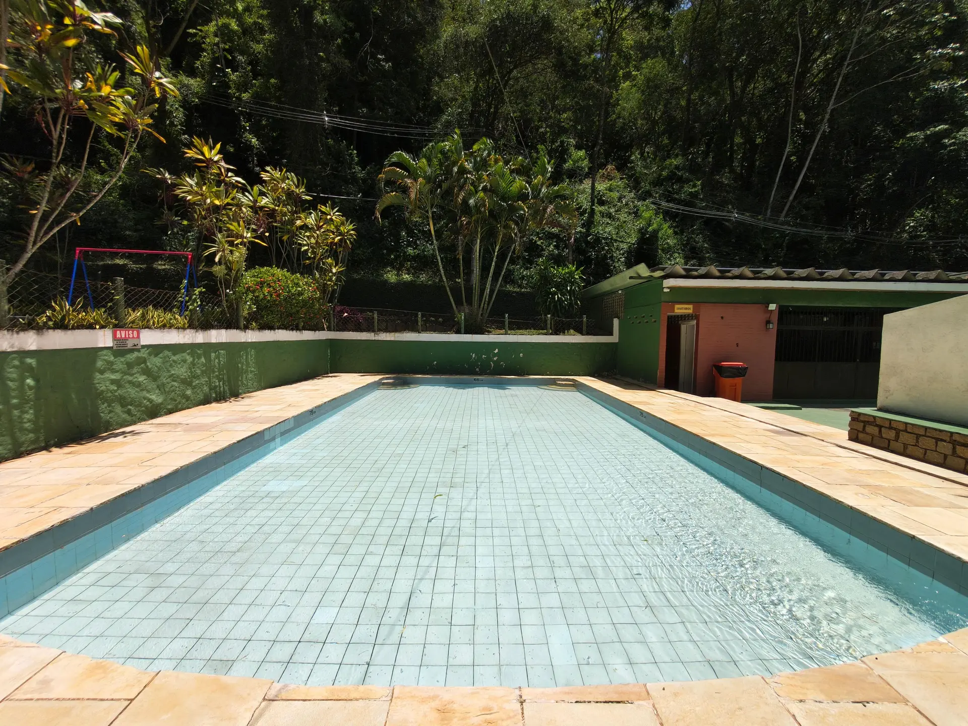 Furnished house with 3 bedrooms and enclosed balcony — photo 29