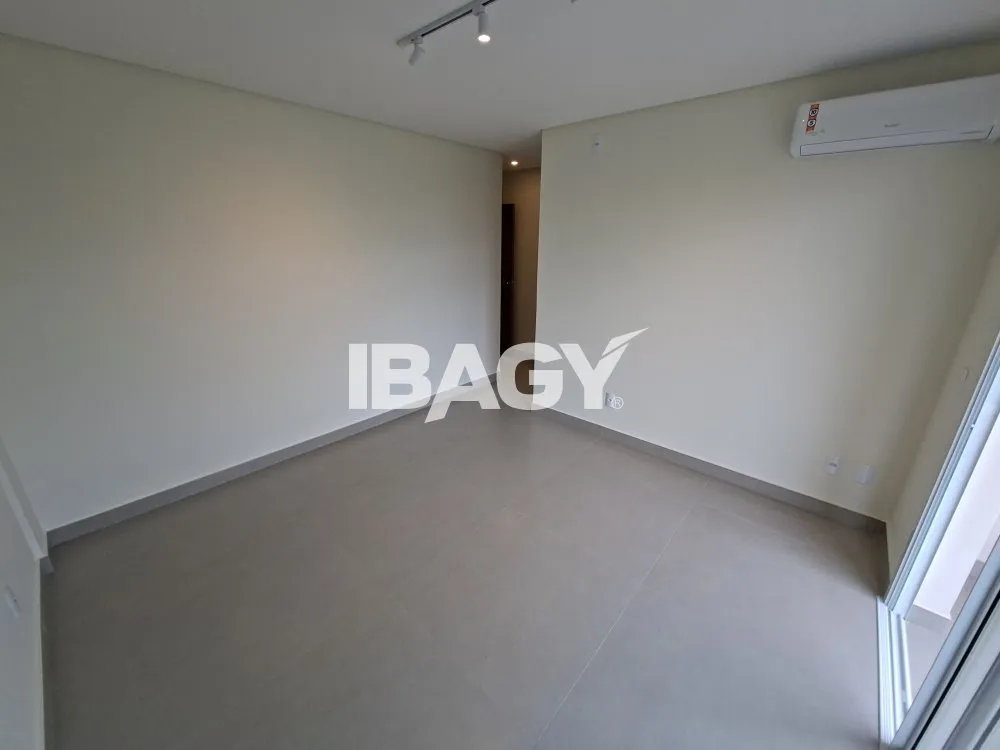 House with 3 en-suite bedrooms and 2 parking spots — photo 9