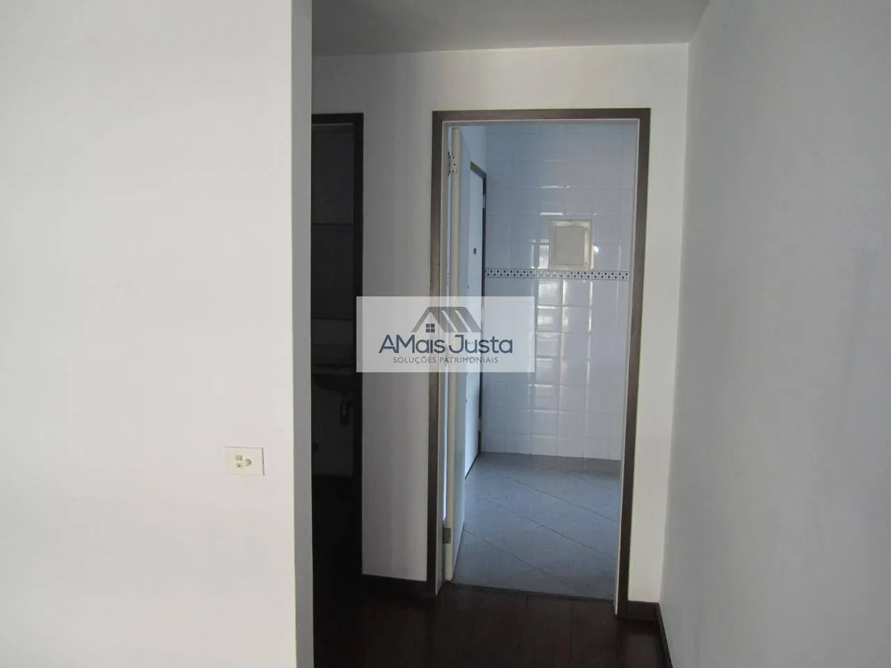 Rental apartment with 3 bedrooms and 4 bathrooms, 111 m² — photo 15
