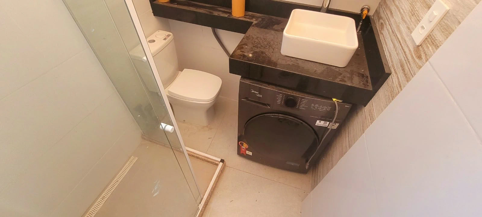 Furnished renovated studio of 30 m² with open-plan kitchen — photo 9