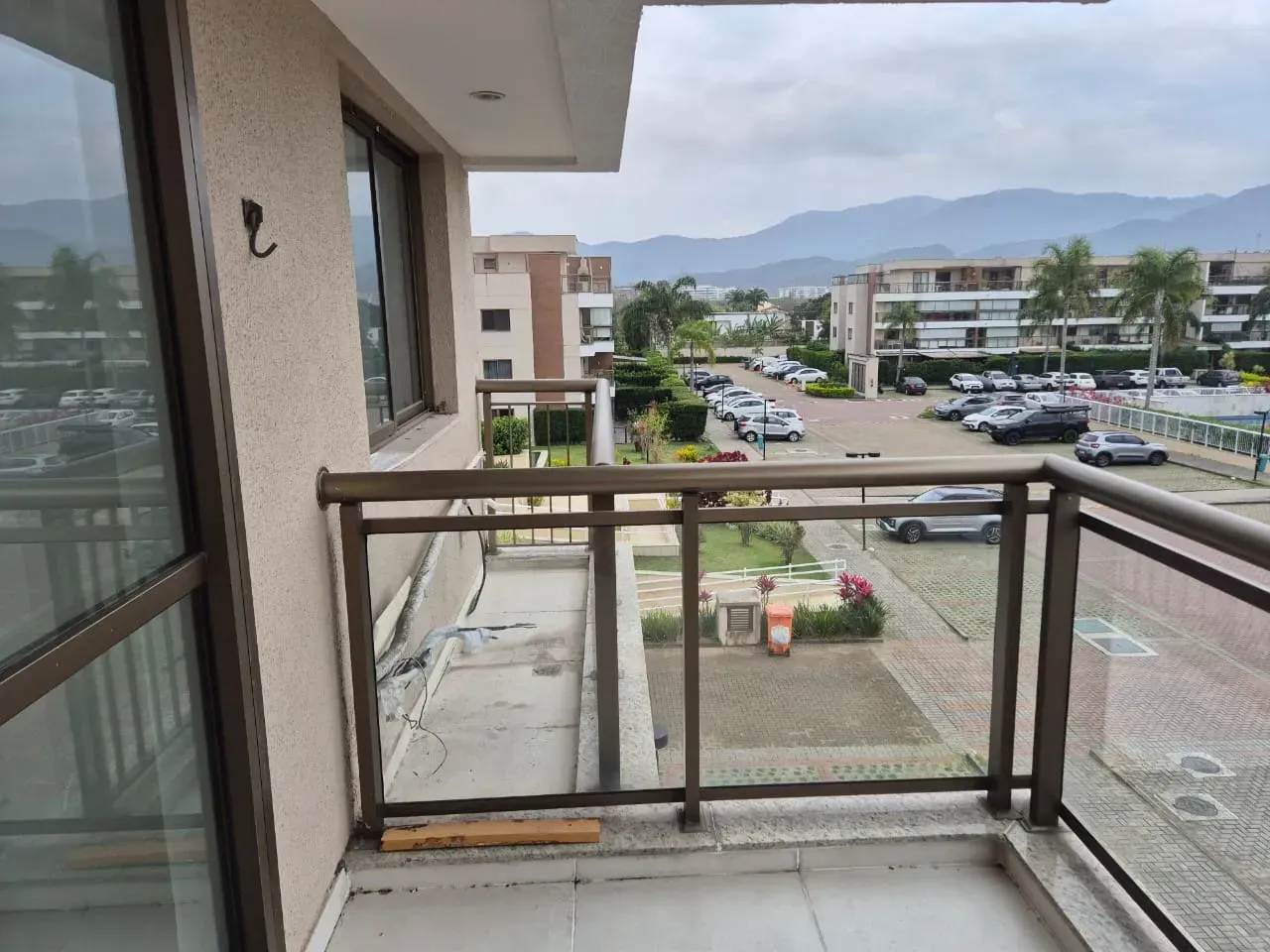 Mountain view in a 2-bedroom apartment, 140 m² — photo 21