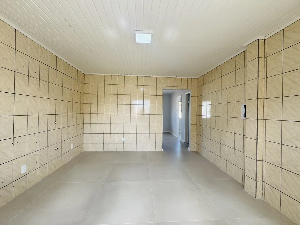 Rental house with 2 bedrooms and a balcony