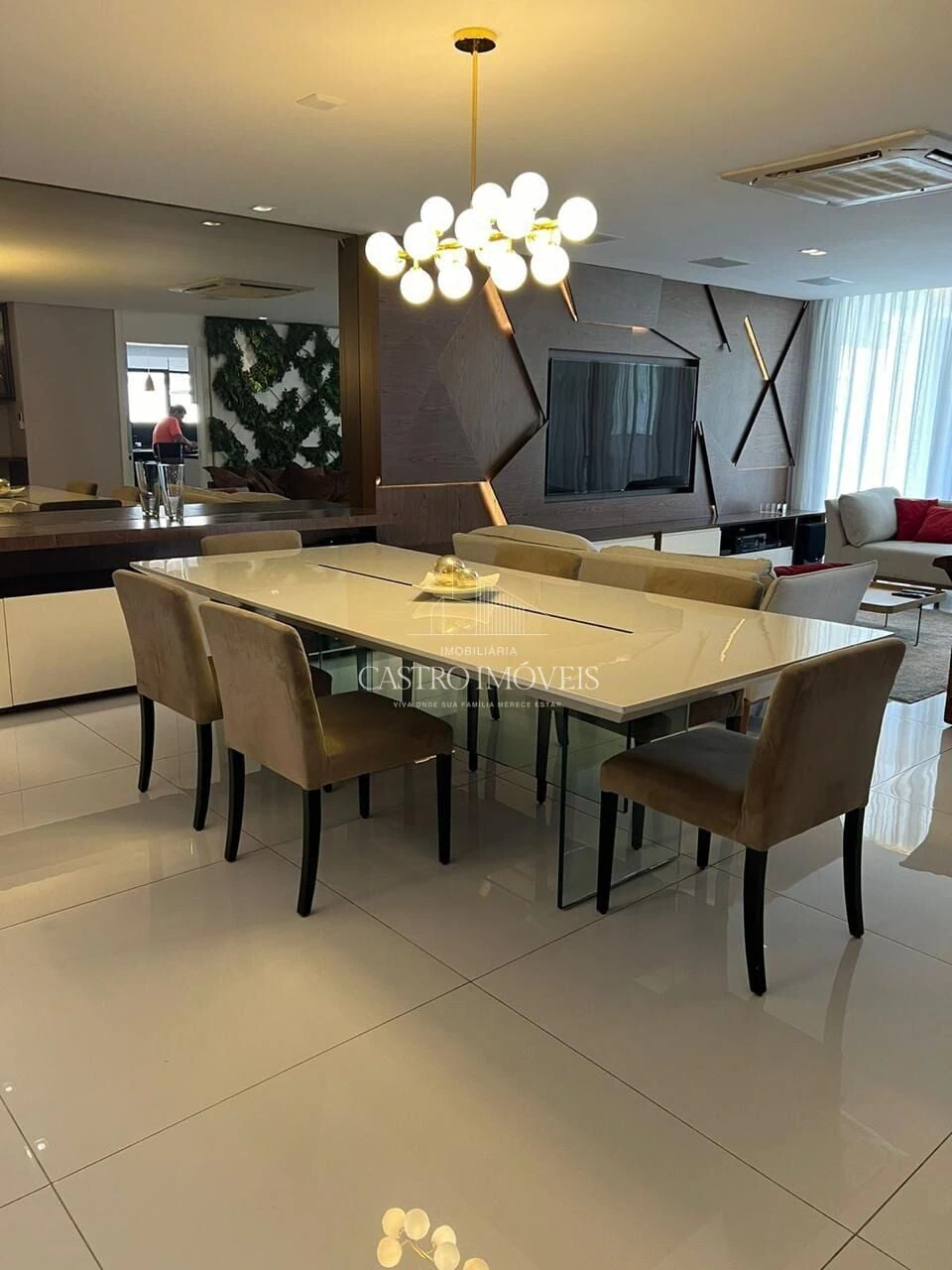 House 980 m² with 4 en-suite bedrooms and gas kitchen — photo 11