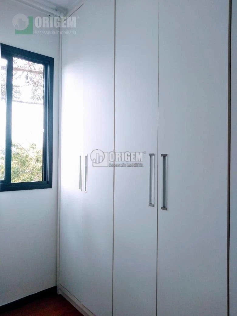3-bedroom apartment with a home office in Curitiba — photo 18