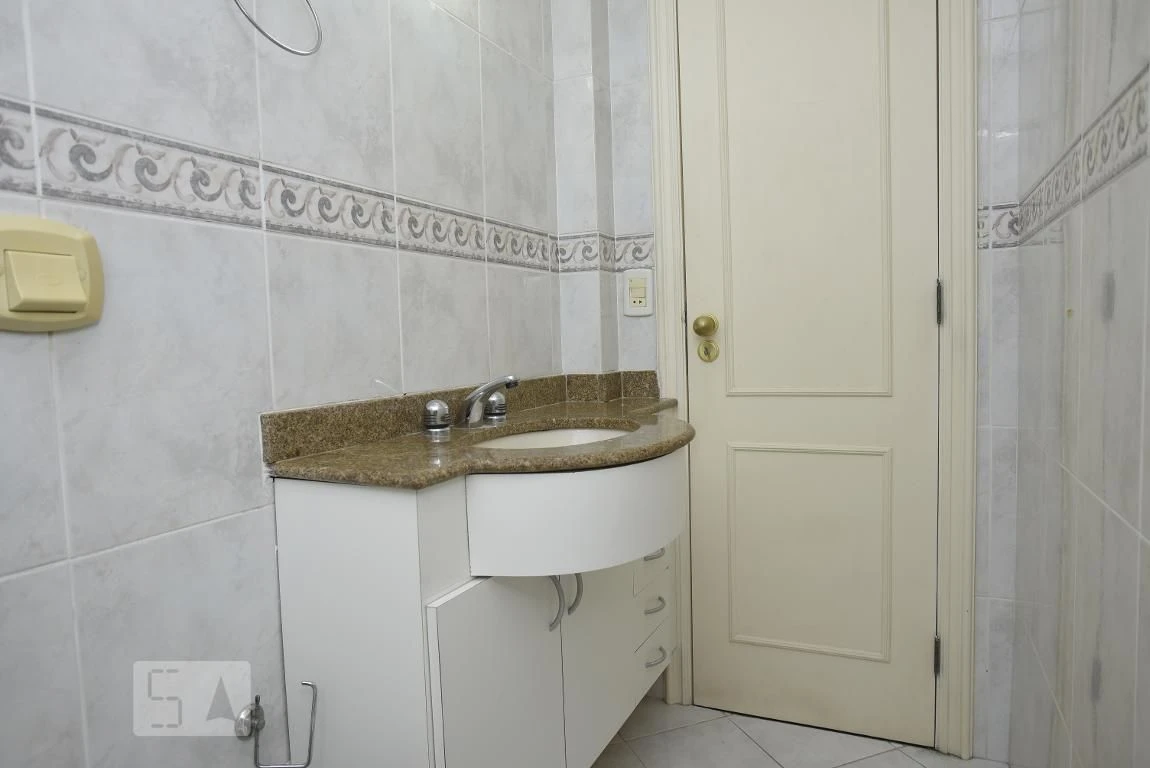 4-bedroom apartment (2 en-suite) with separate kitchen — photo 66