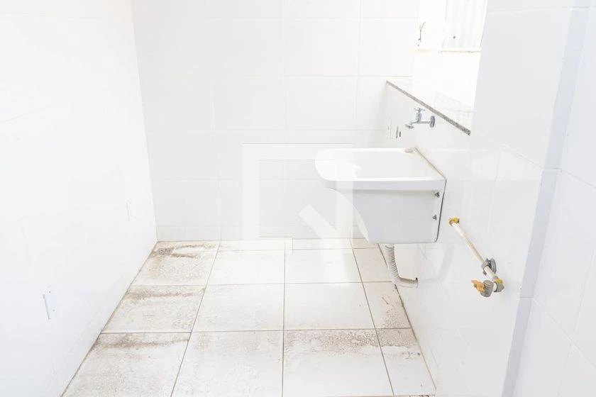 80 m² apartment with 2 bedrooms and a balcony — photo 44