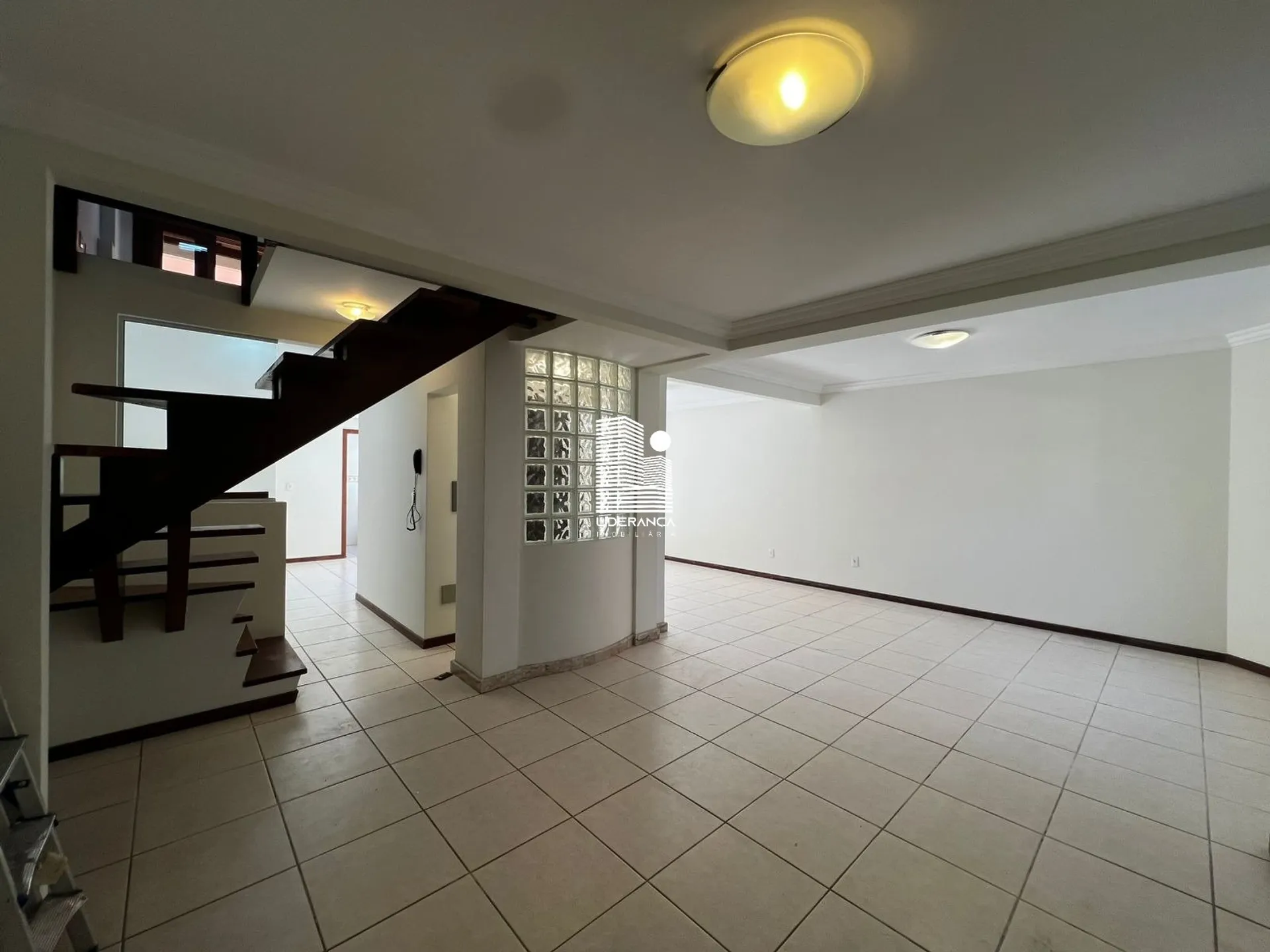 180 m² house with 3 bedrooms, 2 baths and a balcony — photo 21