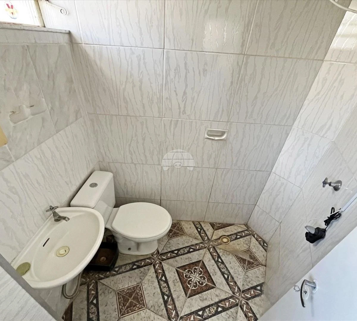 Квартира с 3 спальнями, включая 1 с ванной — photo 25