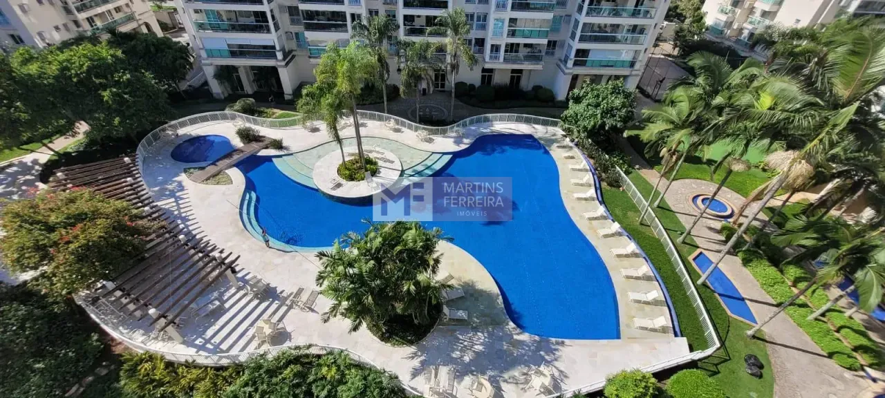 Furnished apartment with 3 bedrooms and an enclosed balcony — photo 13