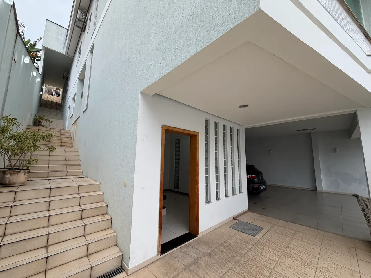 475 m² house with 4 bedrooms and gas open-plan kitchen — photo 4