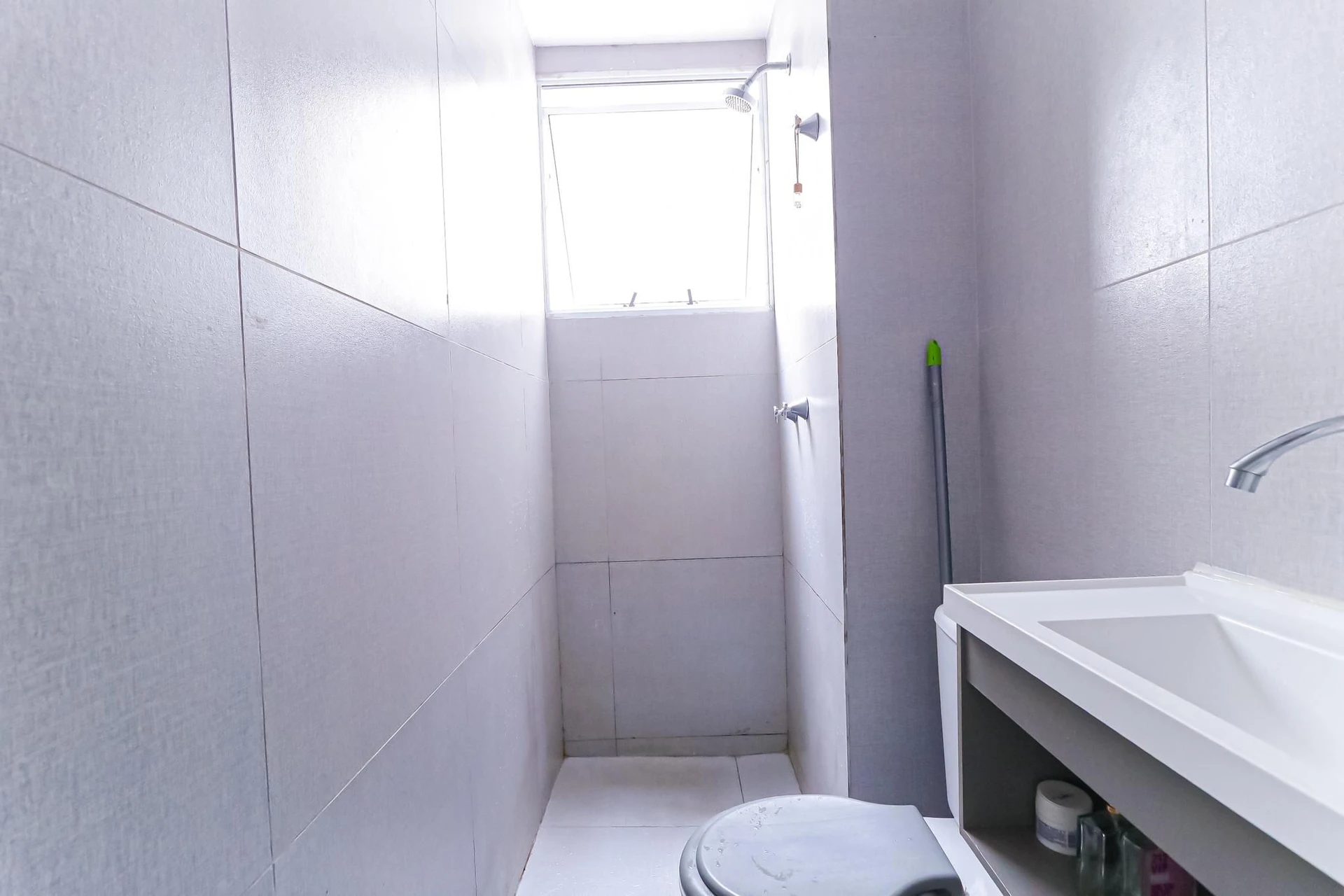 2-bedroom apartment with a washing machine — photo 35