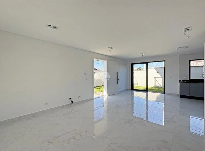 Casa com 3 quartos e cozinha integrada, 169 m² — photo 8