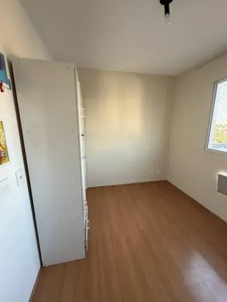 44 m² apartment with 2 bedrooms and a closed kitchen — photo 7