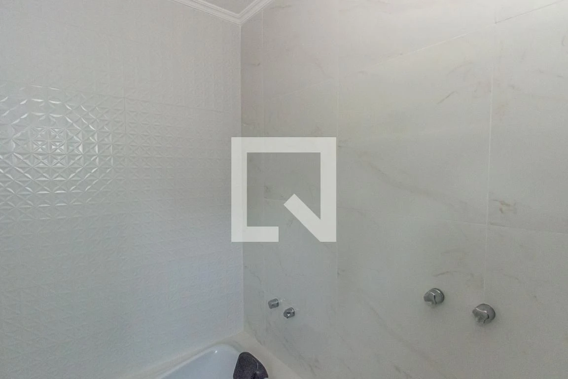420 m² house with a jacuzzi and a private pool — photo 48