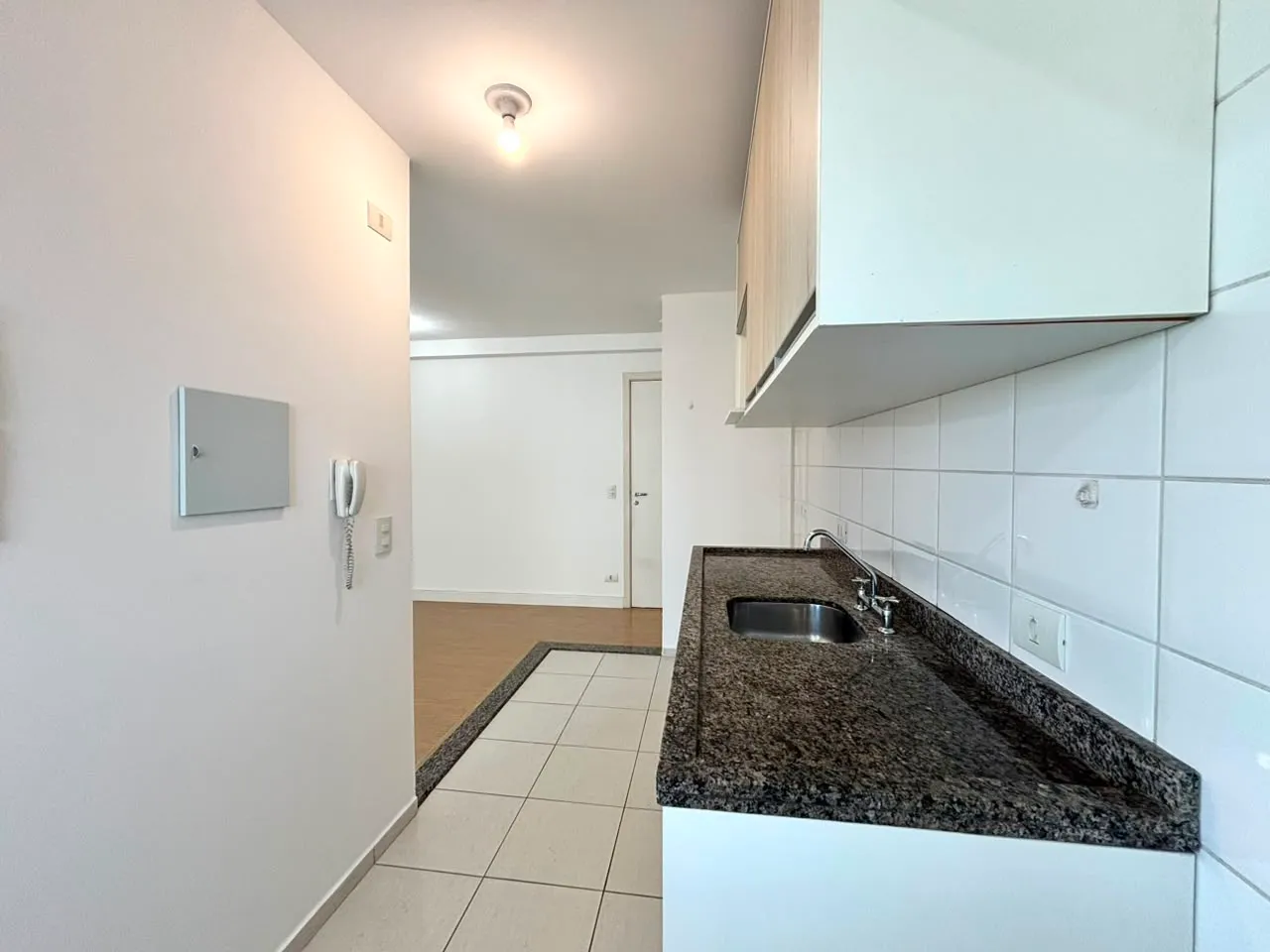 75 m² apartment with 2 bedrooms and a balcony — photo 6