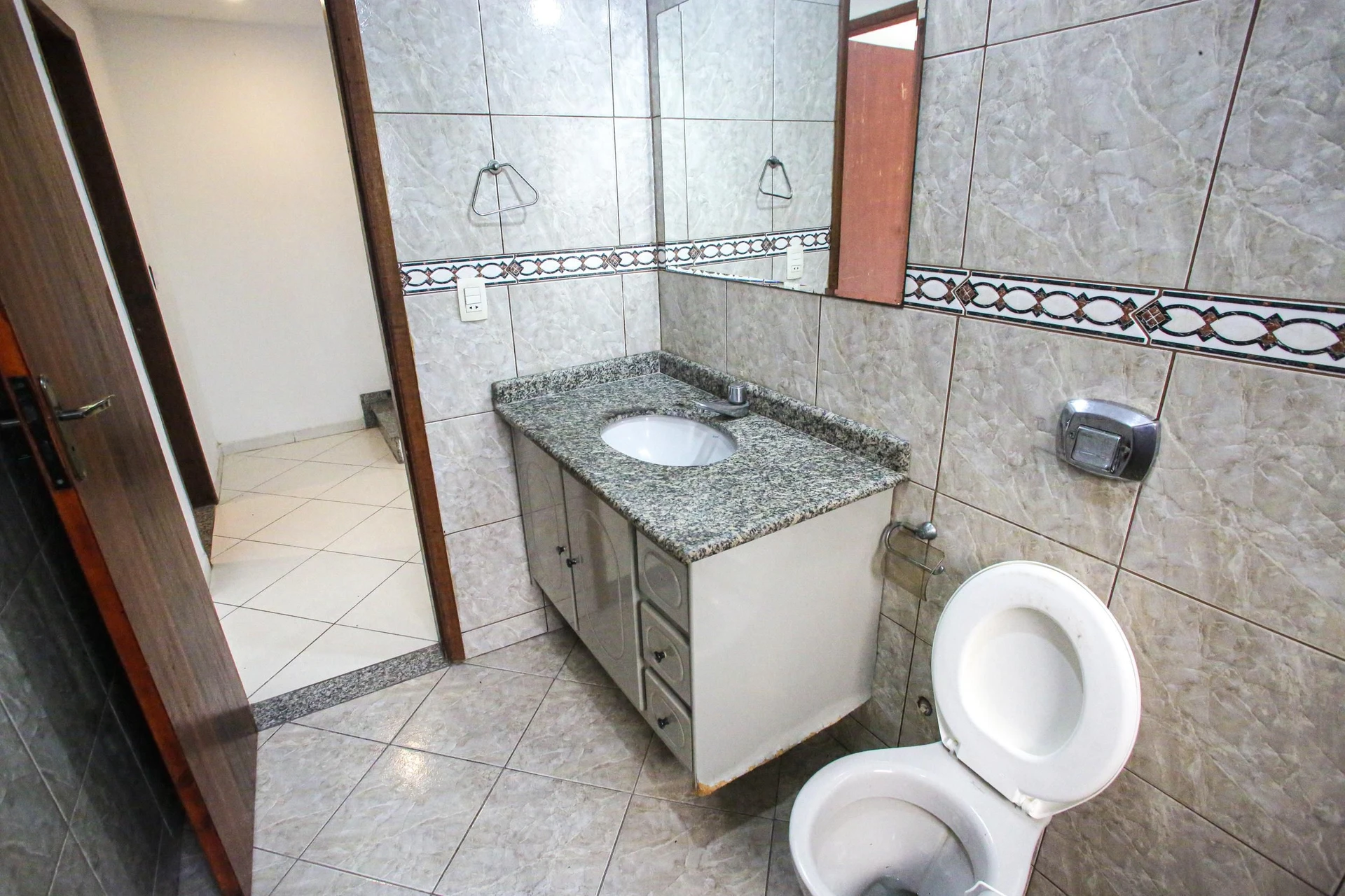 4-bedroom house with a bathtub in Rio de Janeiro — photo 53