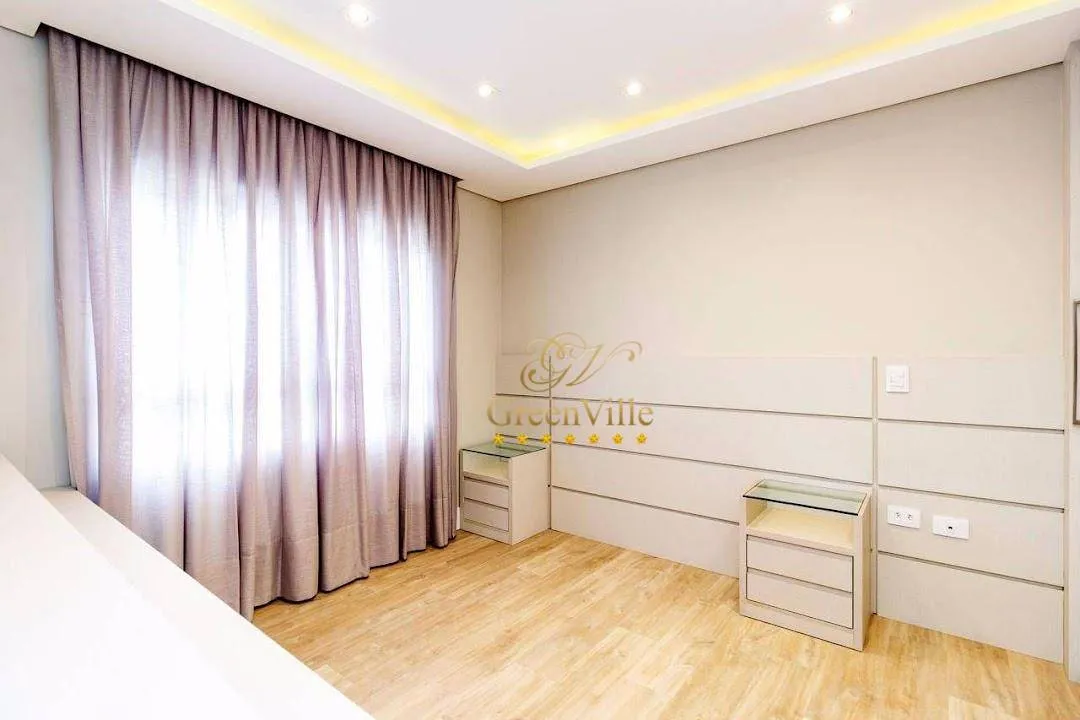 4-bedroom rental apartment with 297 m² and 3 parking spots — photo 26