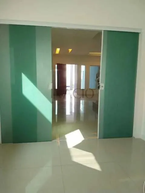 Casa com 4 quartos, 2 banheiros e cozinha separada — photo 16