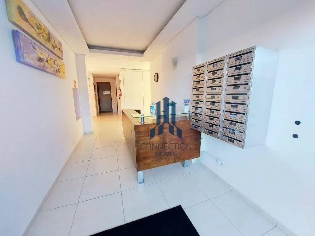 Apartment on the 3rd floor with a glass-enclosed balcony — photo 8