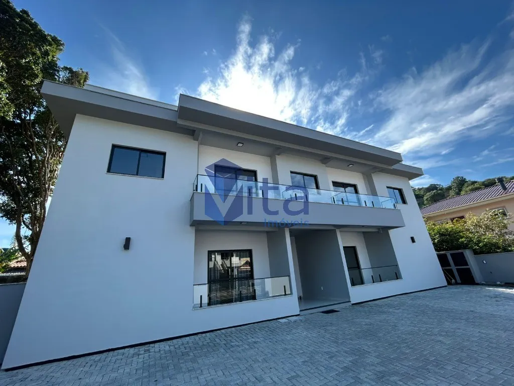 1-bedroom apartment with 50 m² and ceramic flooring