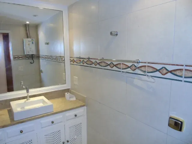 Rental apartment with 3 bedrooms, 2 baths and 133 m² — photo 29