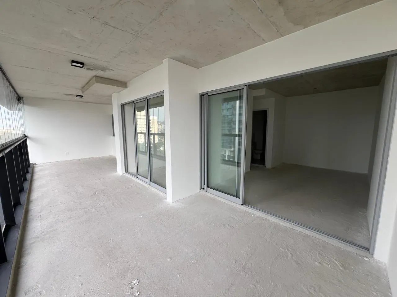 2-bedroom apartment in a building with a sauna — photo 12