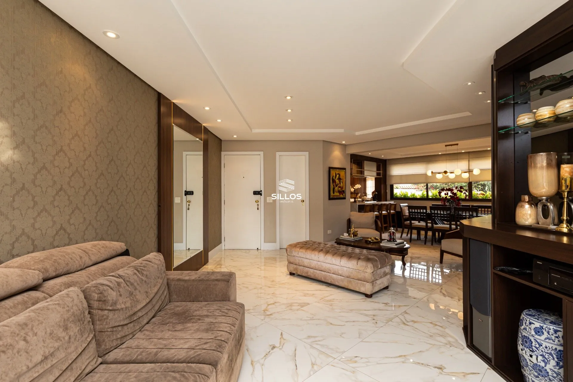 Apartamento para alugar com 262 m², 3 dormitórios e sacada — photo 8