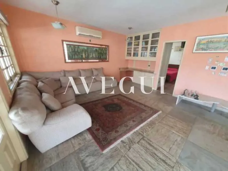 Apartment with 4 bedrooms, 3 bathrooms and balcony — photo 17