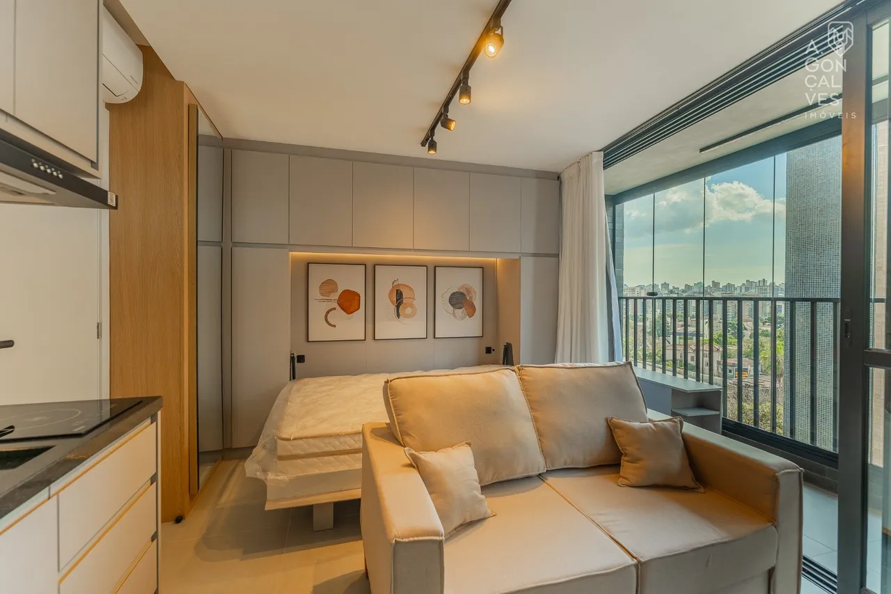Furnished 37 m² apartment with 1 bedroom and glass balcony — photo 4