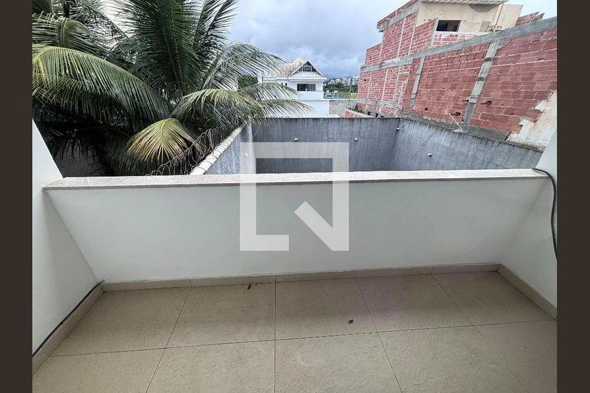House with 4 en-suite bedrooms, 329 m² and 3 parking — photo 49