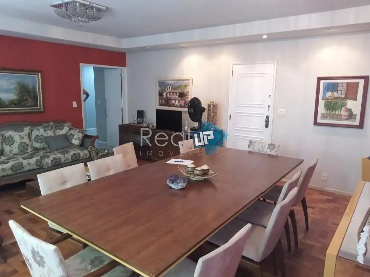 Apartamento com 4 quartos e varanda — photo 16