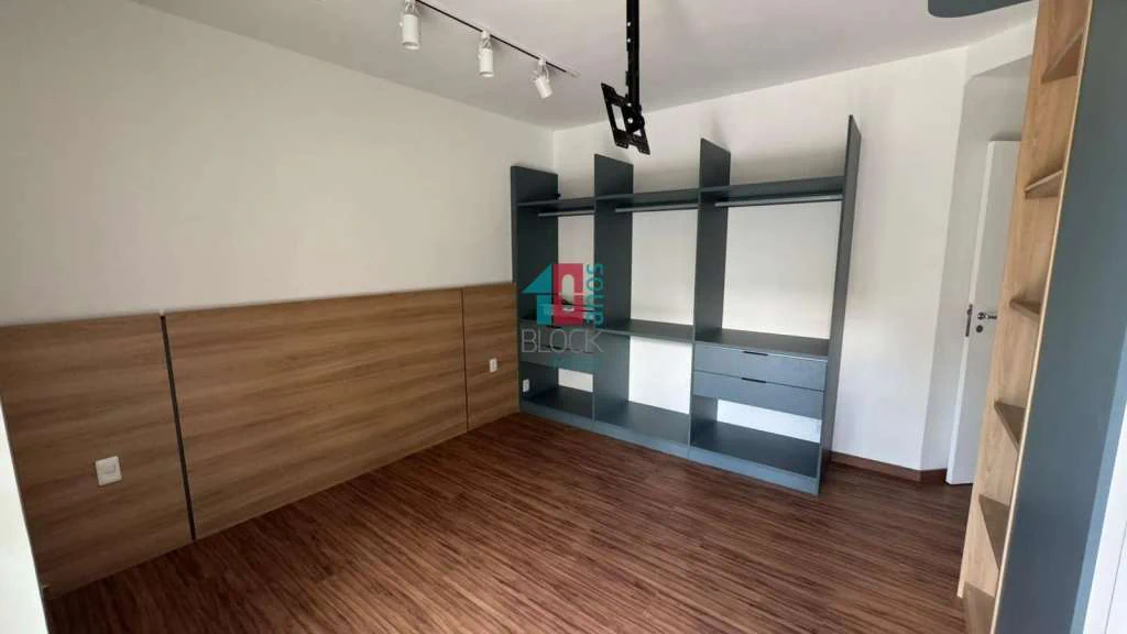 130 m² 3-bedroom apartment with 2 parking spaces — photo 7