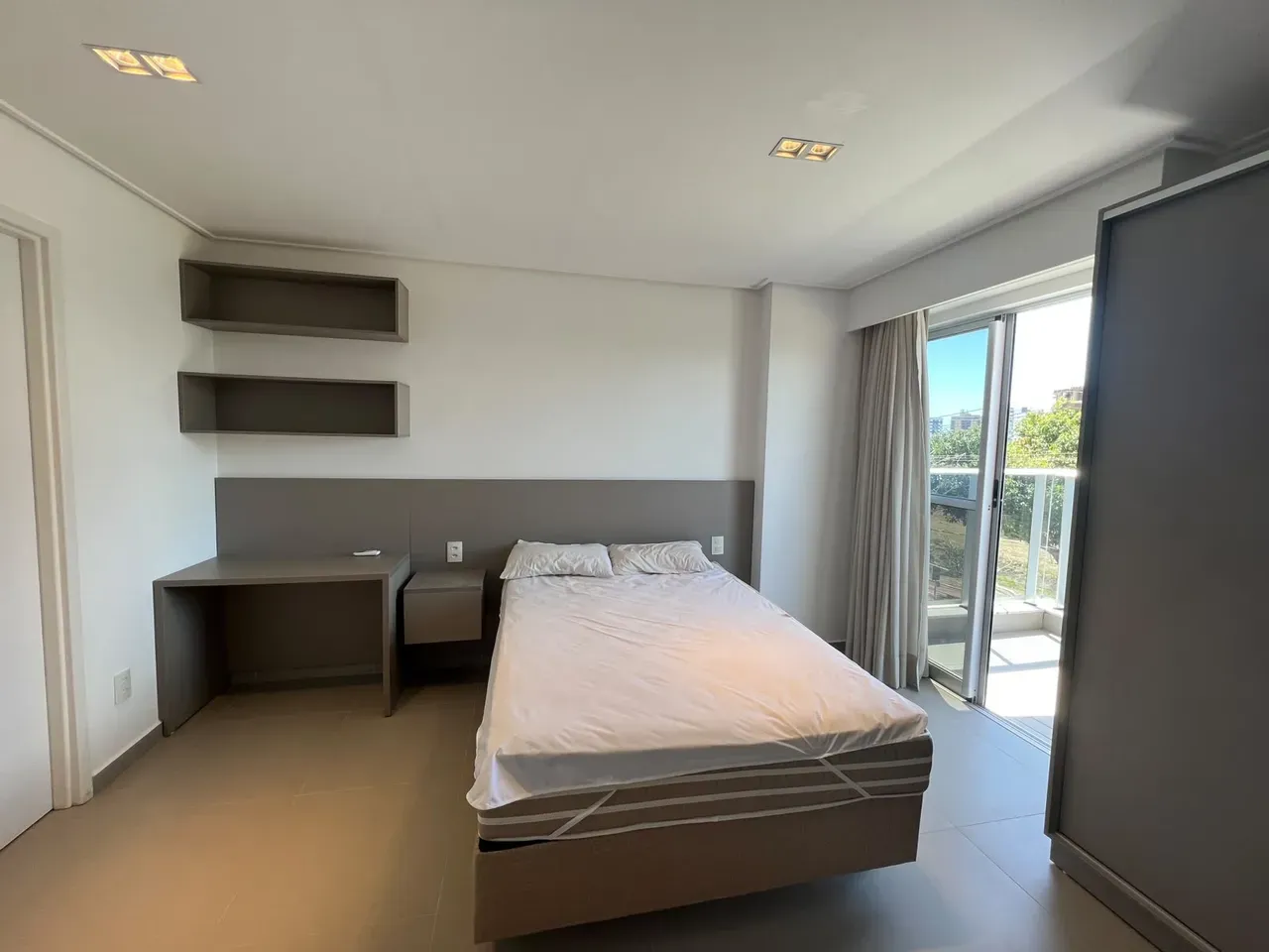 One-bedroom apartment with a home office in João Pessoa — photo 4