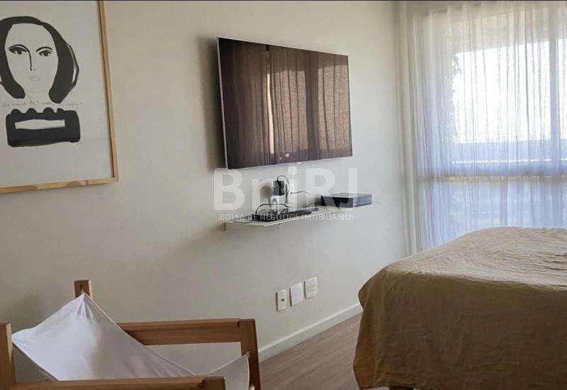 Apartamento de 2 dormitorios con balcón acristalado — photo 18