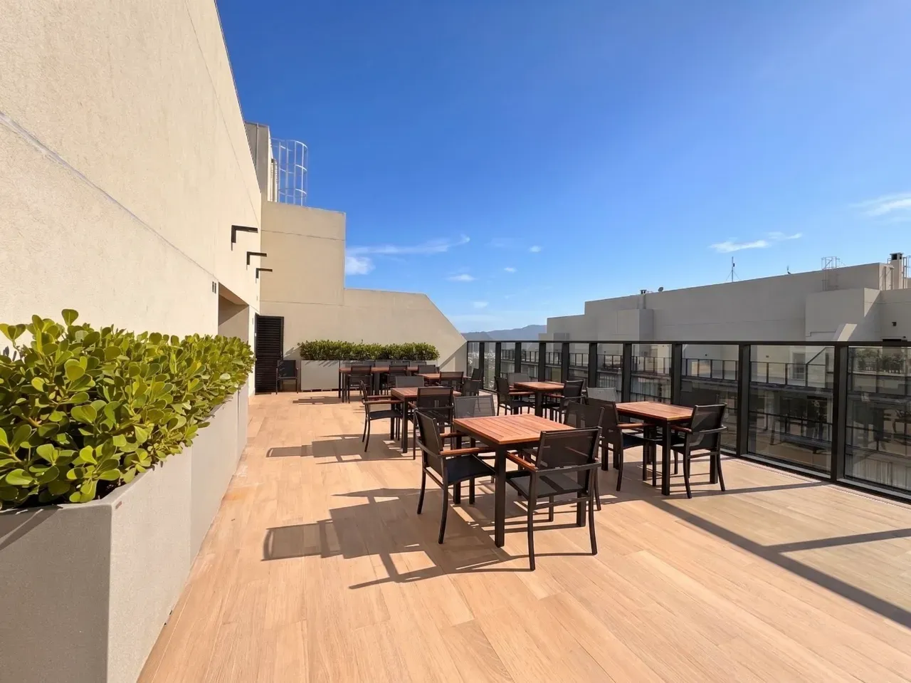 Apartamento de 3 quartos com varanda envidraçada — photo 10