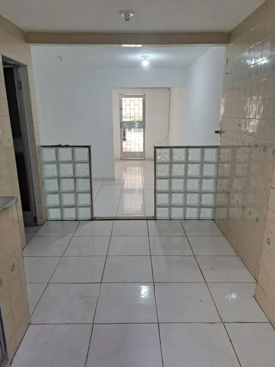 Casa sem mobília com 1 quarto e 1 banheiro — photo 17