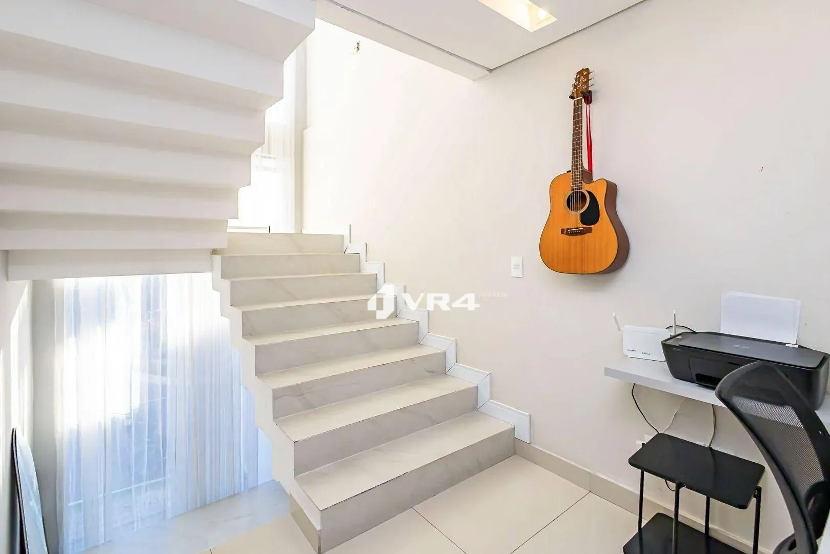 Furnished house with 3 bedrooms and an open kitchen — photo 33