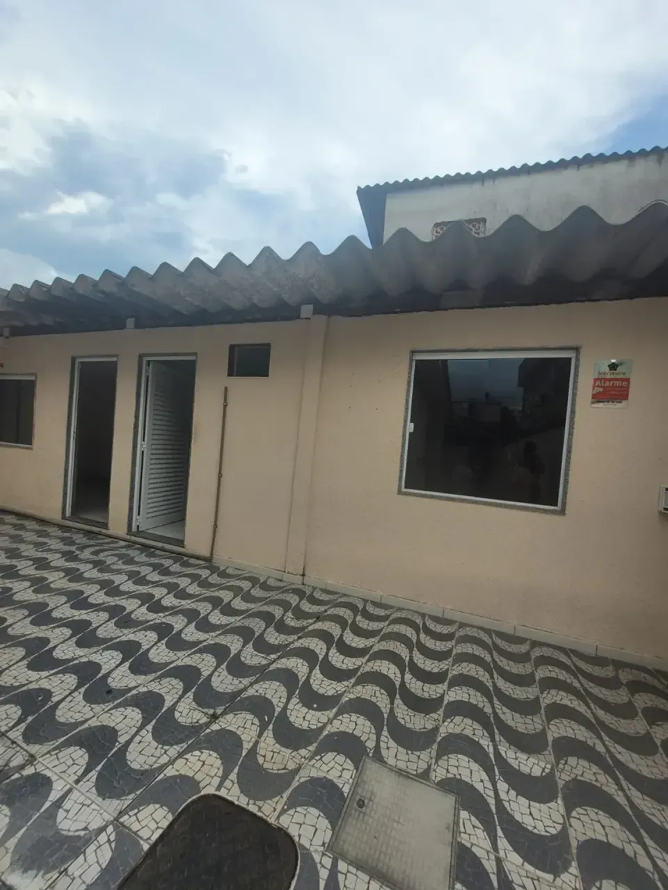 House with 5 bedrooms and a separate closed kitchen — photo 16