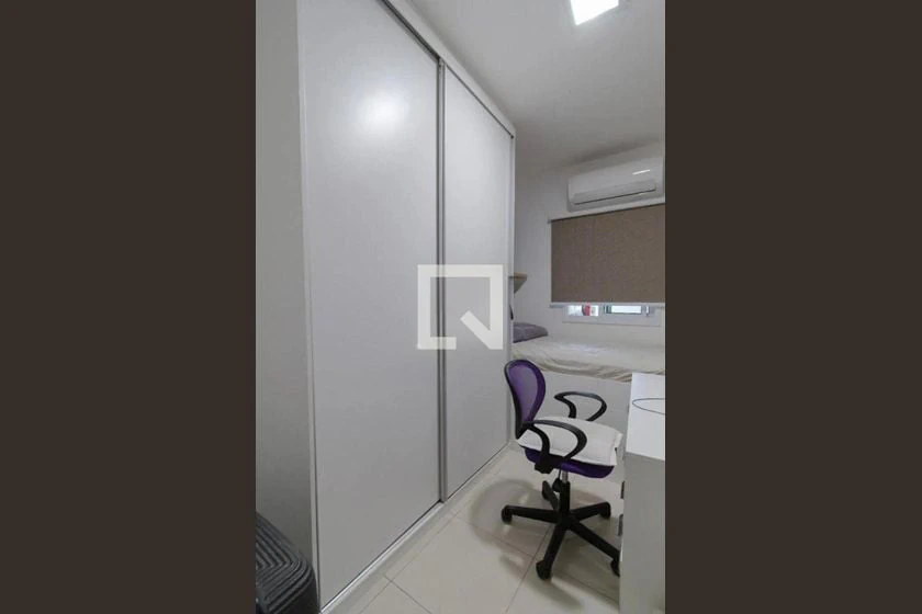 3-bedroom apartment with a home office — photo 24