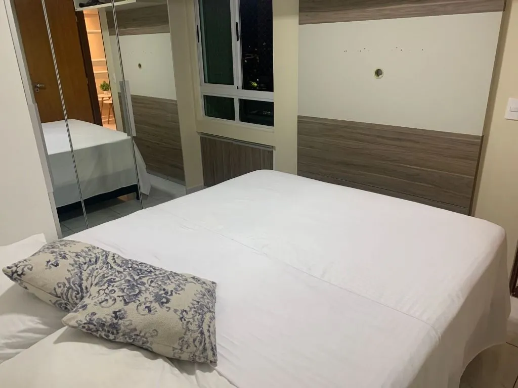 Furnished 1-bedroom apartment with balcony — photo 28