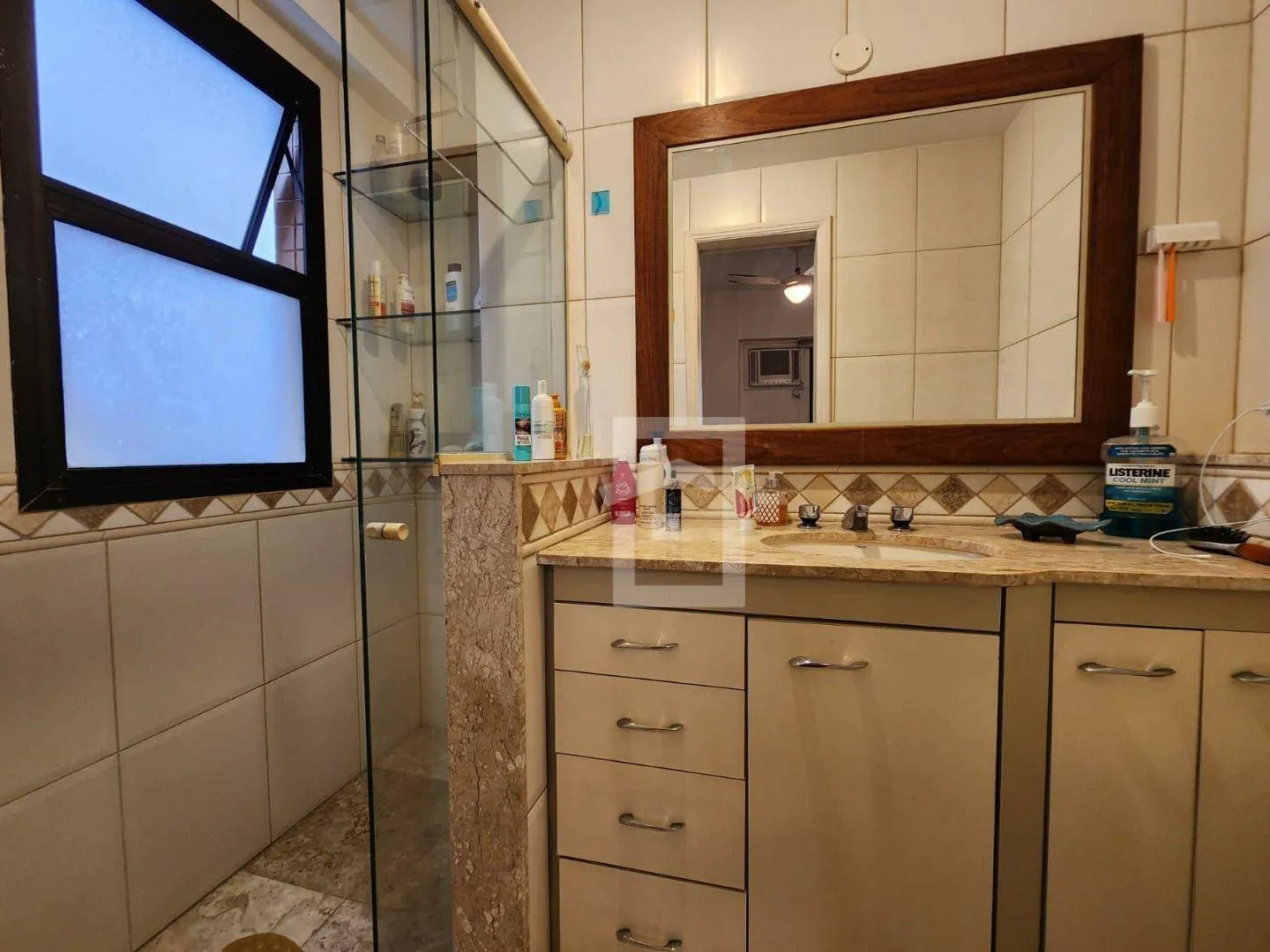 Furnished 3-bedroom apartment with 4 bathrooms — photo 23
