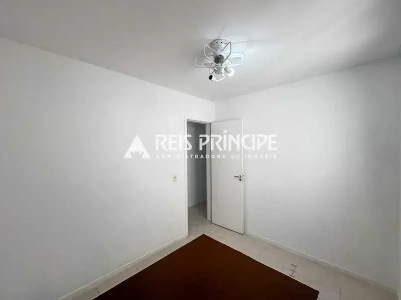 Apartamento com 2 quartos e cozinha separada — photo 4